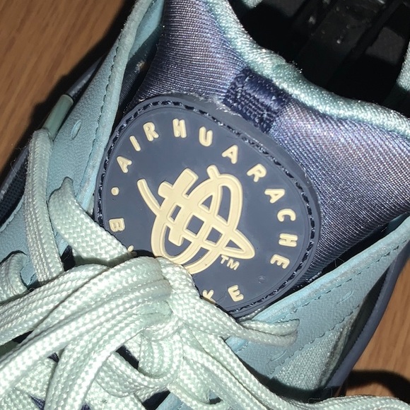 A1-like new Nike air hurache - Picture 6 of 6